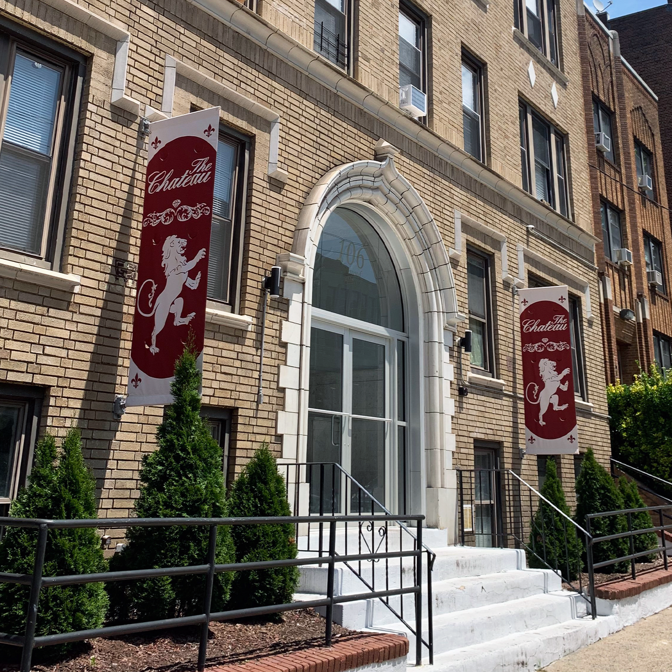 Custom Avenue Lightpole Banners - Gates Flag & Banner